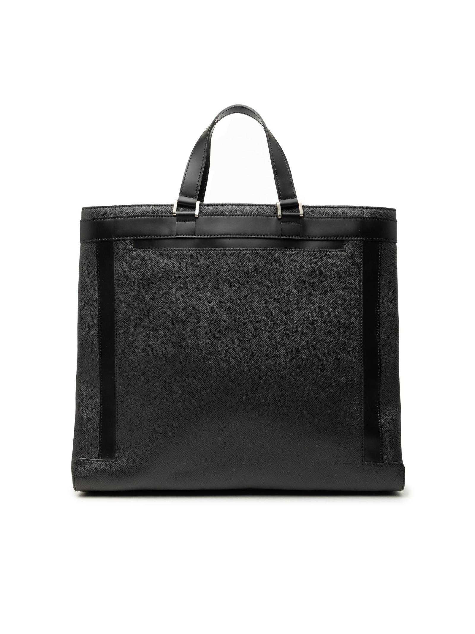 Louis Vuitton Taiga Kasbek Gm Pre-Loved #304691l83b
